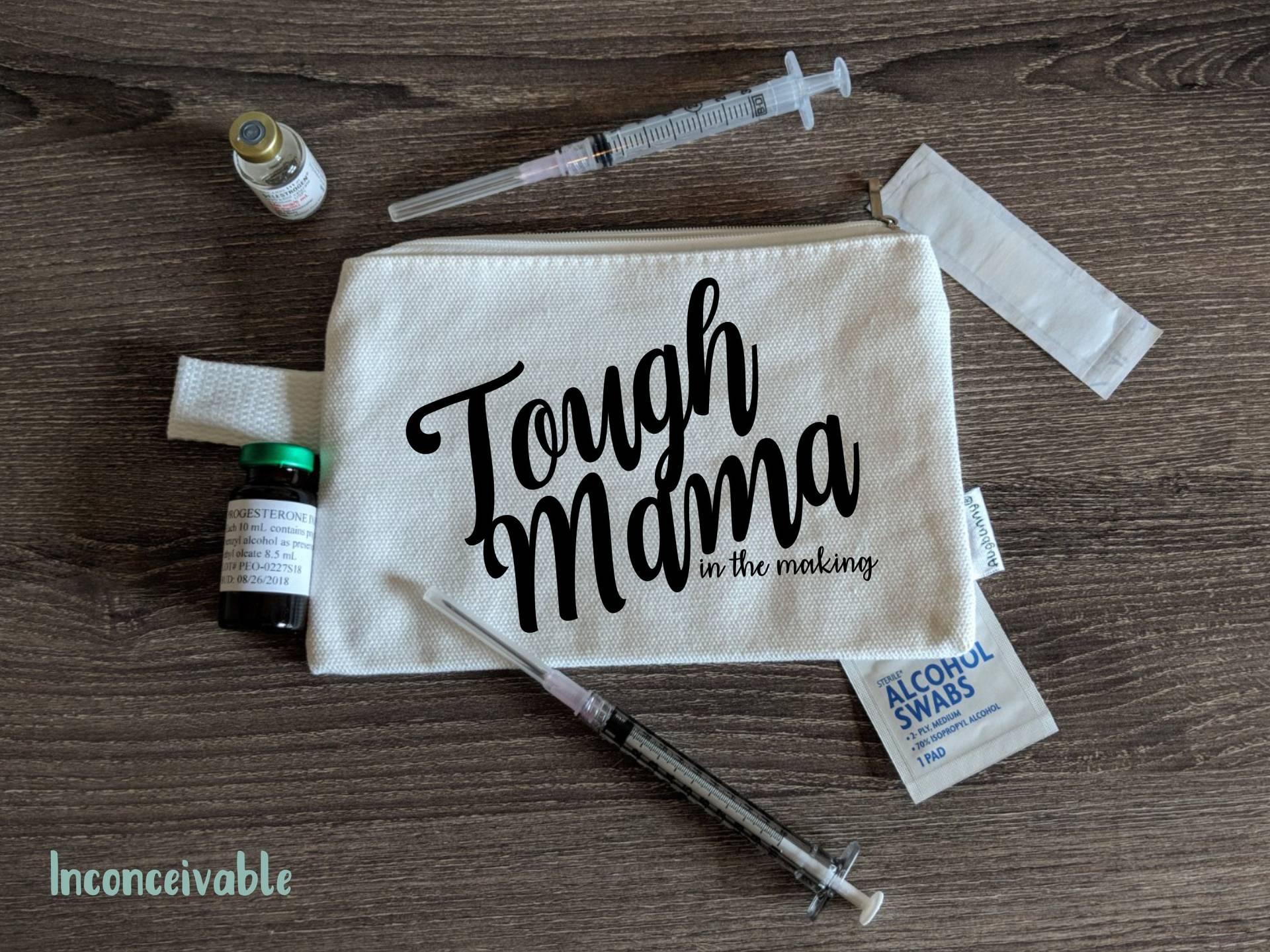 Tough Mama >> in Der Herstellung Unfruchtbarkeit 1 8 Ttc Unfruchtbarkeitsreise Schwangerschaft Ivf Iui Unterwegs Meds Bag von InconceivableShop