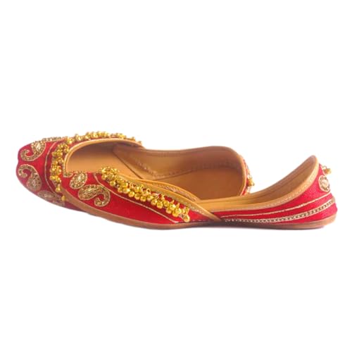 Traditionelle indische bestickte Juttis für Damen, rot mit goldenen Perlendetails, Schwarz und gold, 37.5 EU von Indian Marketplace