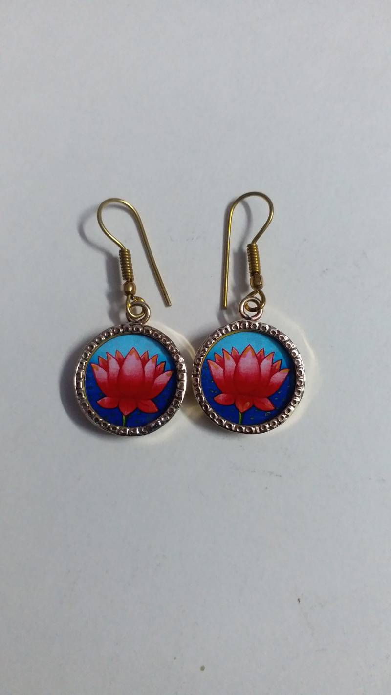Handgemachte Messing Lotus Blume Ohrringe Rosa Blumen Foto Print Handgemachte Messing Lotus Blume Ohrringe Rosa Blumen Foto Print von IndianArtJwellery