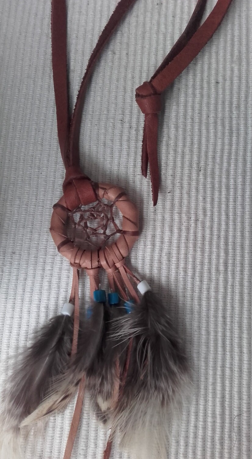 Traumfänger Pendler Lederbeige-Ref Ndc 8 Traumfänger Pendler Lederbeige-Ref Ndc 8 von IndianHeritageArts