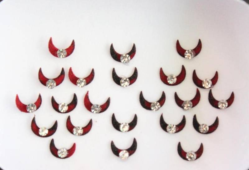 44 Mond Bindis Stirnsticker Dunkelbrauner Samt, Strassbesetzt von IndianartstoreShop