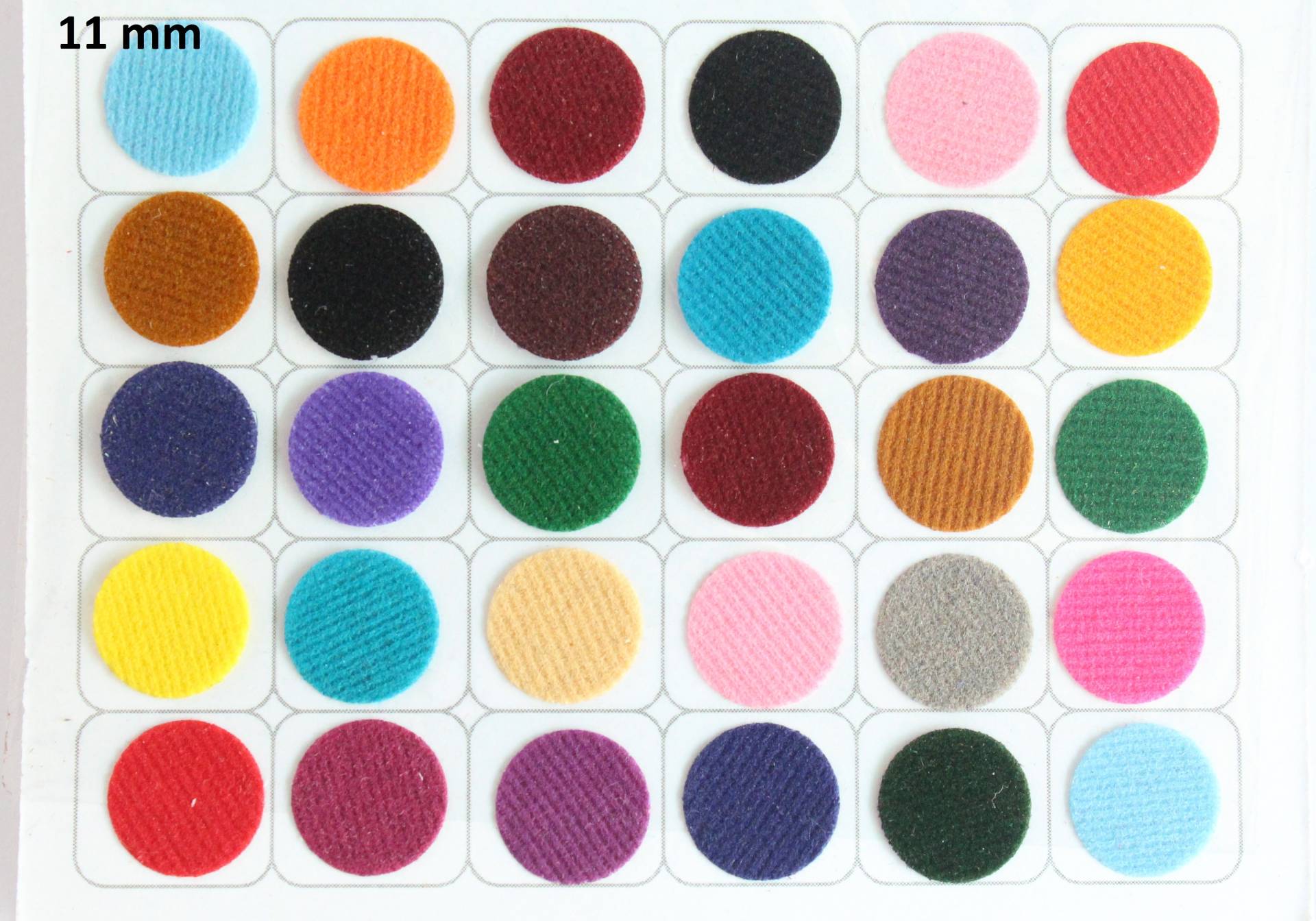 Samt Runde Bindi-Aufkleber, Mehrfarbige Selbstklebende Gesichtsedel von IndianartstoreShop