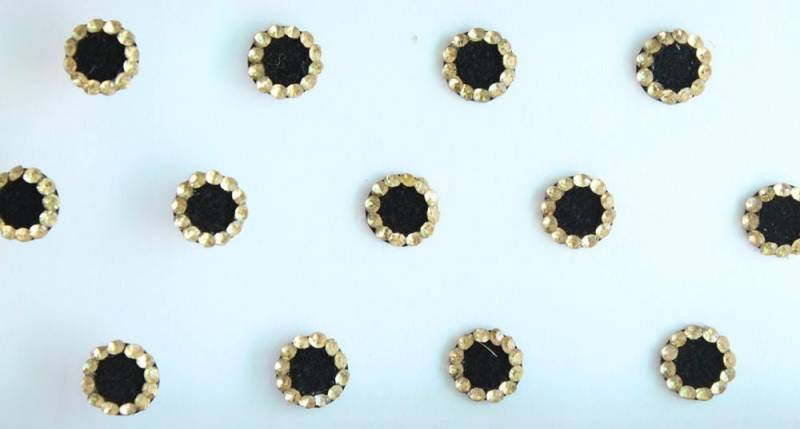 Schwarze Samt Bindis Mit Goldstein Umriss - Selbstklebende Gesichtsjuwelen von IndianartstoreShop