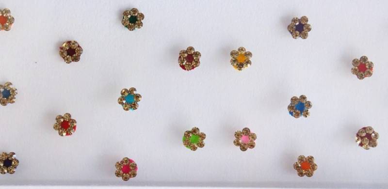 Winzige Runde Bindis Mehrfarbige Gesichtsjuwelen Mit Goldsteinumriss von IndianartstoreShop