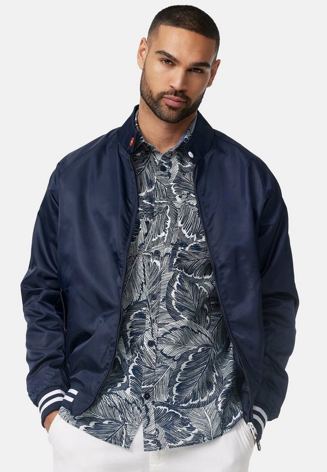 Indicode Winterjacke Ayser mit Stehkragen & gerippten Arm-und Saumabschluss Indicode Winterjacke Ayser mit Stehkragen & gerippten Arm-und Saumabschluss von Indicode