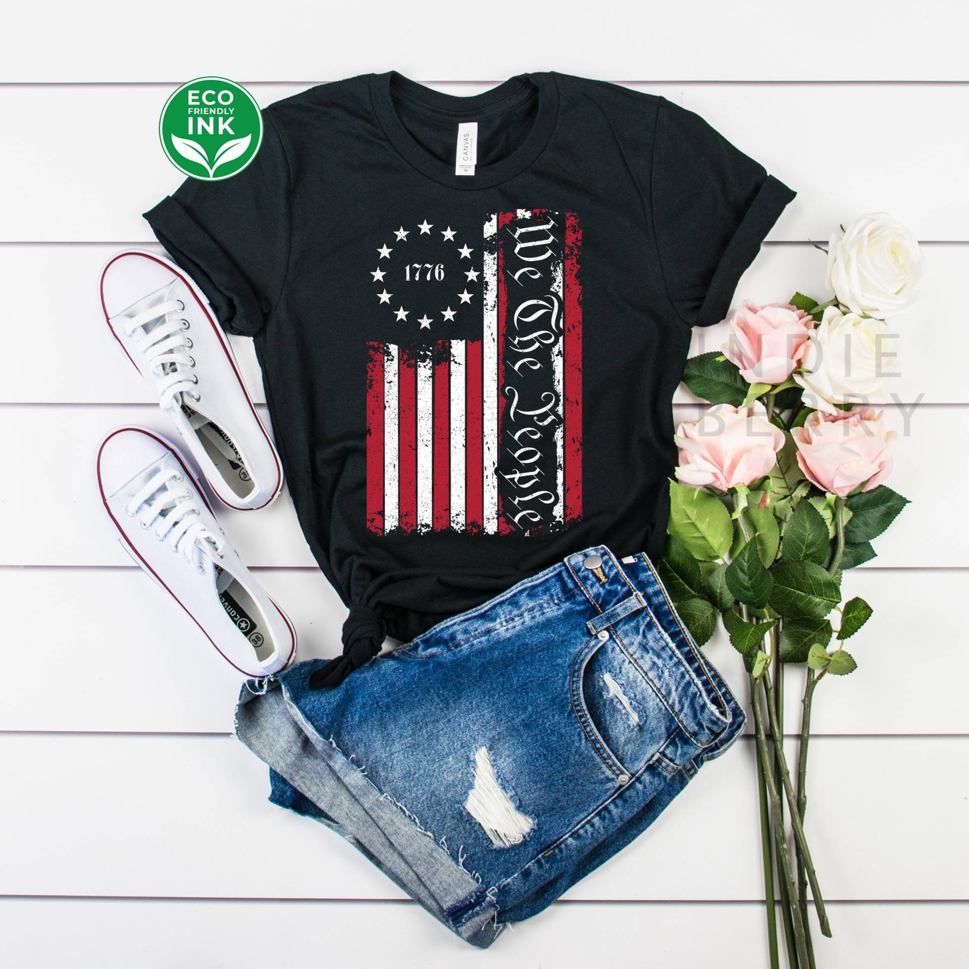 We The People American Flag 1776 Usa Patriotic Distressed Shirt/Sweatshirt Langarm Hoodie Kinder von IndieBerry