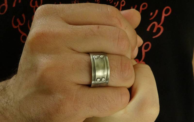 Herren Breit Sterling Silber Ring. Rustikale Chunky Einfacher Daumen-Ring. Geschenk von IndiejewelsShop