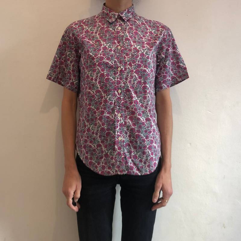 80Er Jahre Cacharel Liberty La Chemiserie Floral Multi Color Kurzarm Button Up Shirt von IndigoBluesVintage