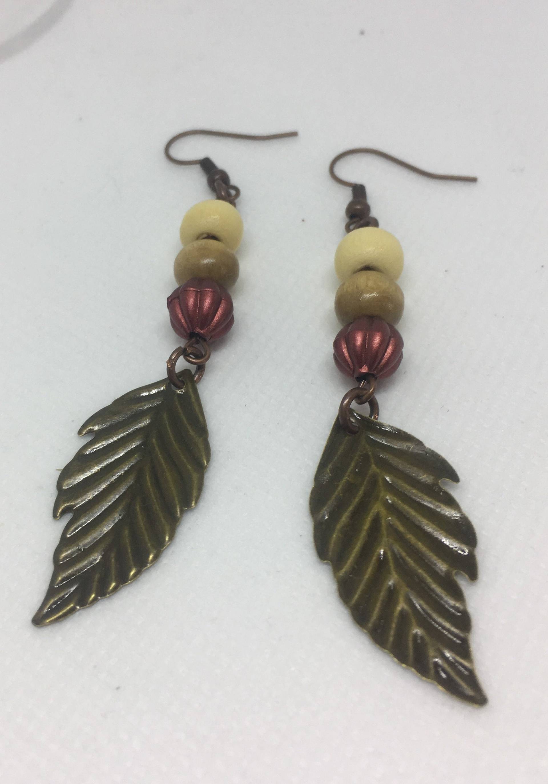 Blatt Ohrringe von IndigoDragonDesigns