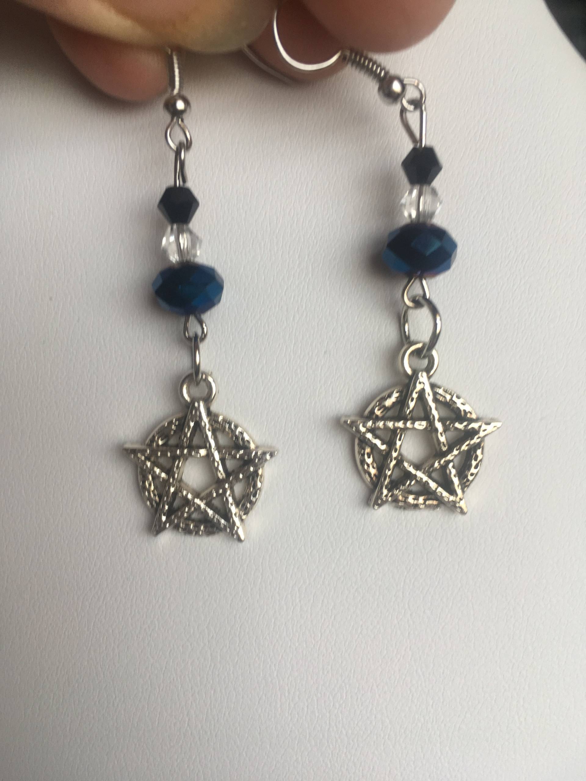 Pentagram-Ohrringe Pentagram-Ohrringe von IndigoDragonDesigns