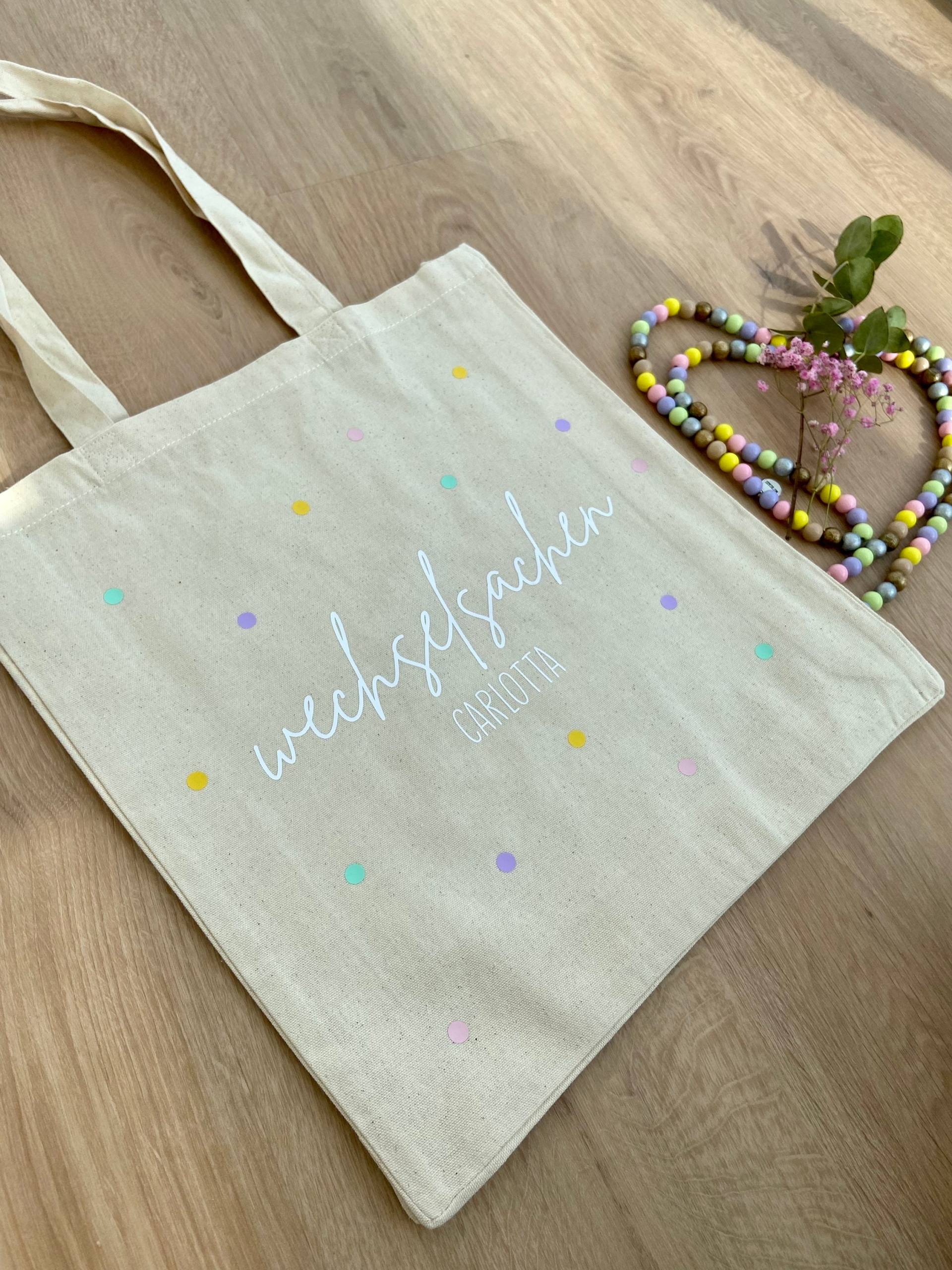 Personalisierte Kindertasche Mit Punkten, Bunter Stoffbeutel Wunschname, Wechselsachen, Schultertasche, Kindergarten, Jutebeutel von IndividuellByMelli