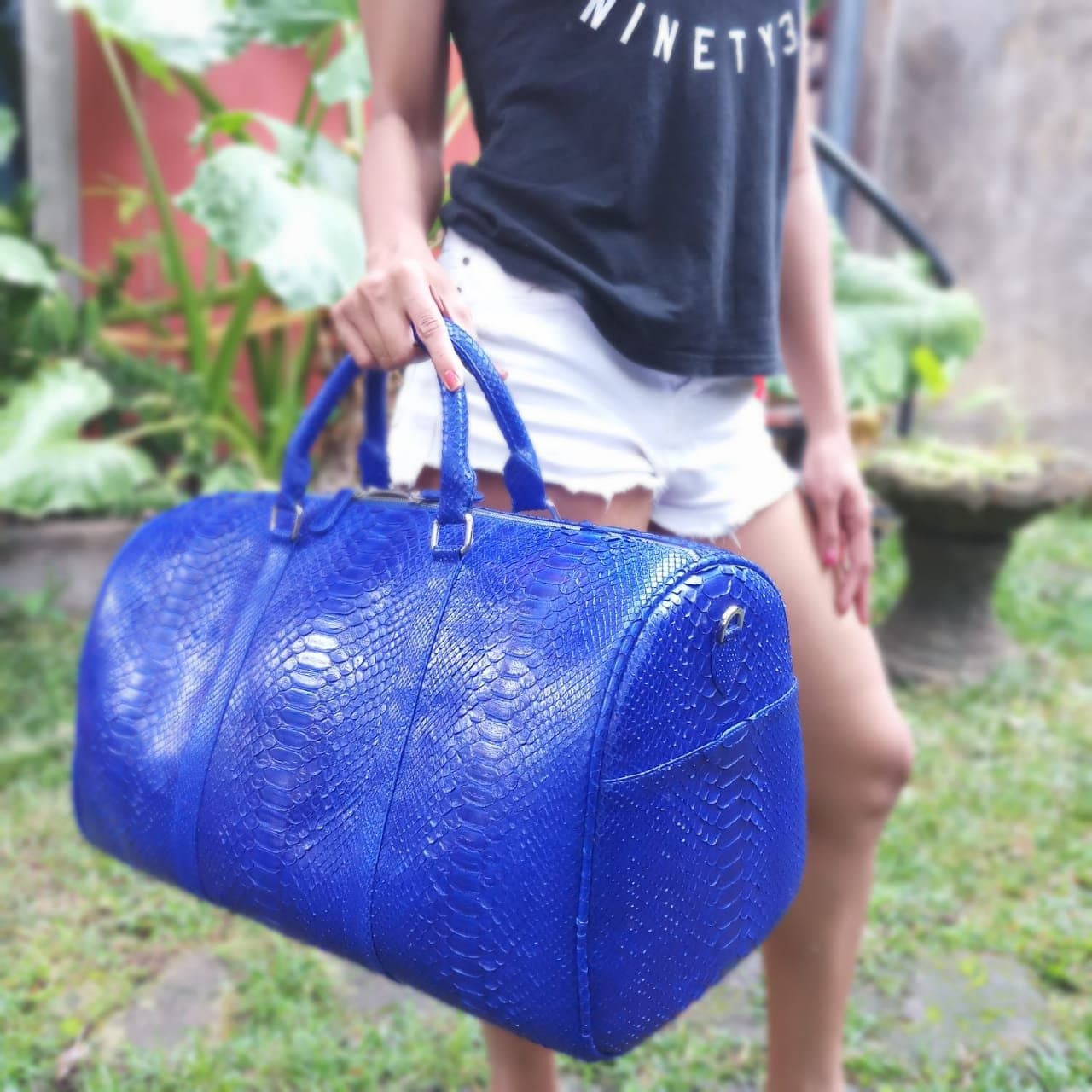 Electric Blue Python Travel Big Bag Schlangenleder Echtleder Geldbeutel Handtasche Duffel Schwarz von IndoPython