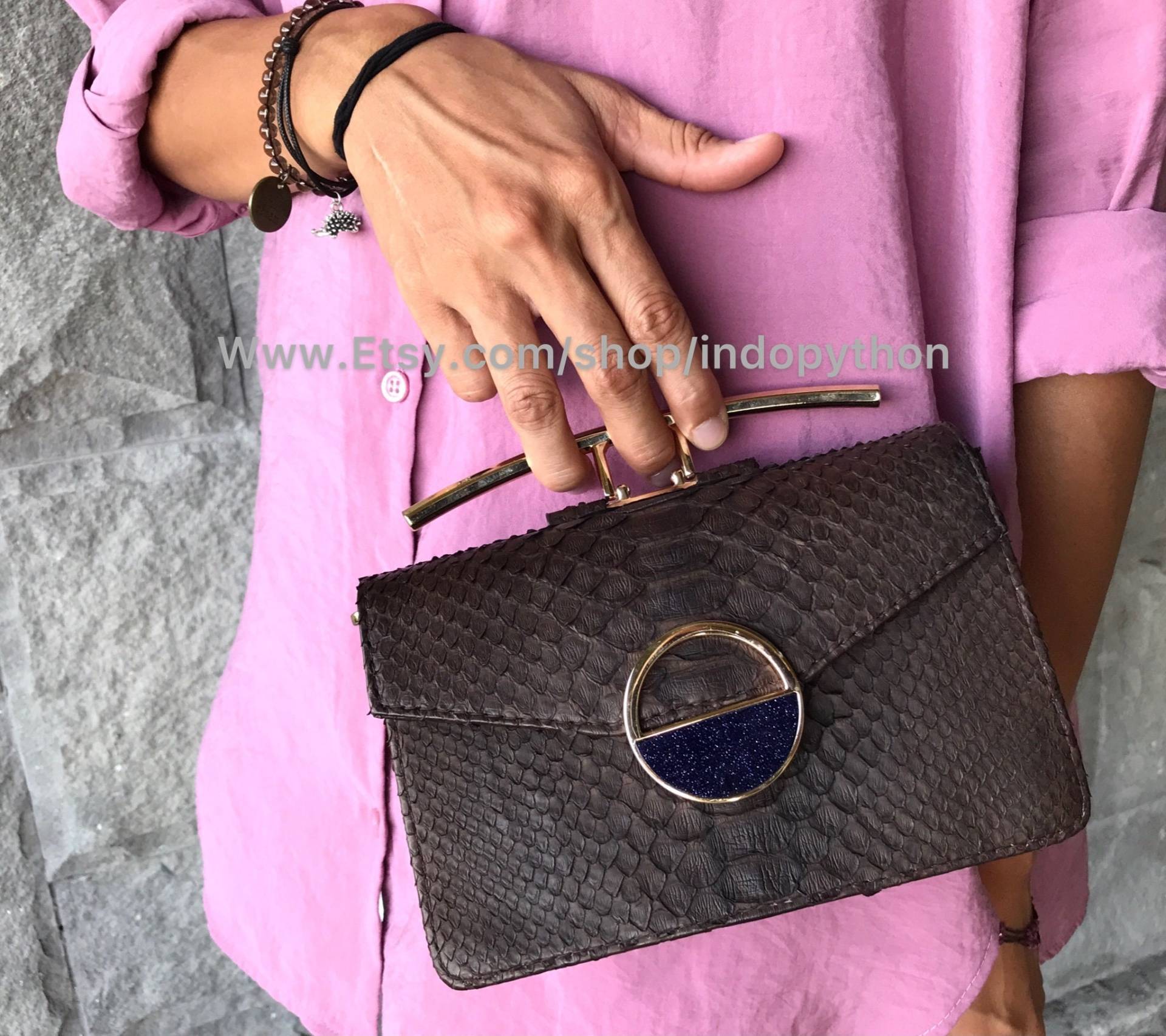 Python Tasche #braune #schlangenleder Geldbörse Handtasche #abendtasche #python #geldbeutel #geschenk Für Sie #luxustasche #handtasche Python Tasche #braune #schlangenleder Geldbörse Handtasche #abendtasche #python #geldbeutel #geschenk Für Sie #luxustasche #handtasche von IndoPython