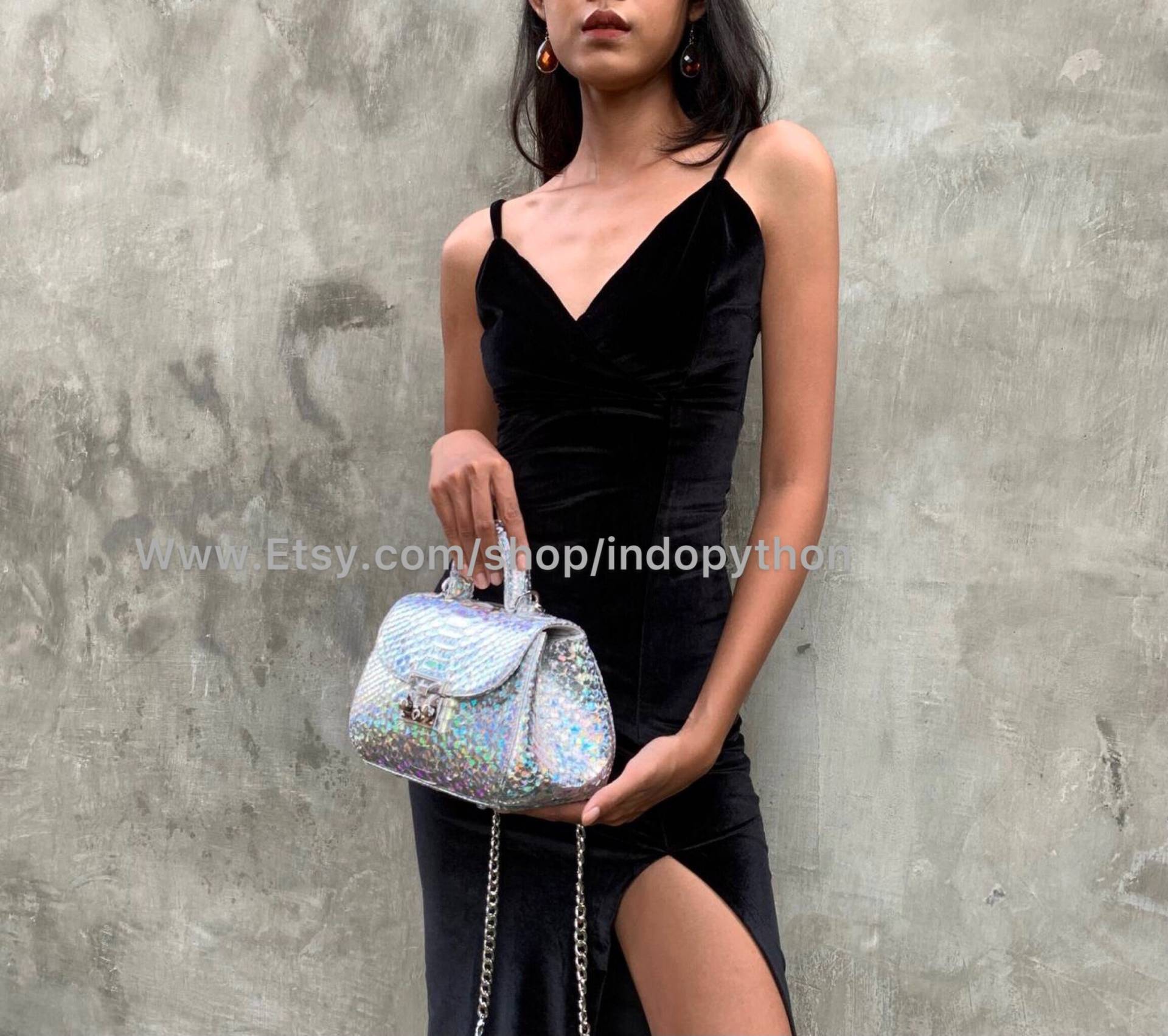 Python Tasche #schlangenledertasche #silbertasche #silberbörse #python #handtasche #silberhandtasche #geschenk Für Sie #ledergeldbeutel von IndoPython