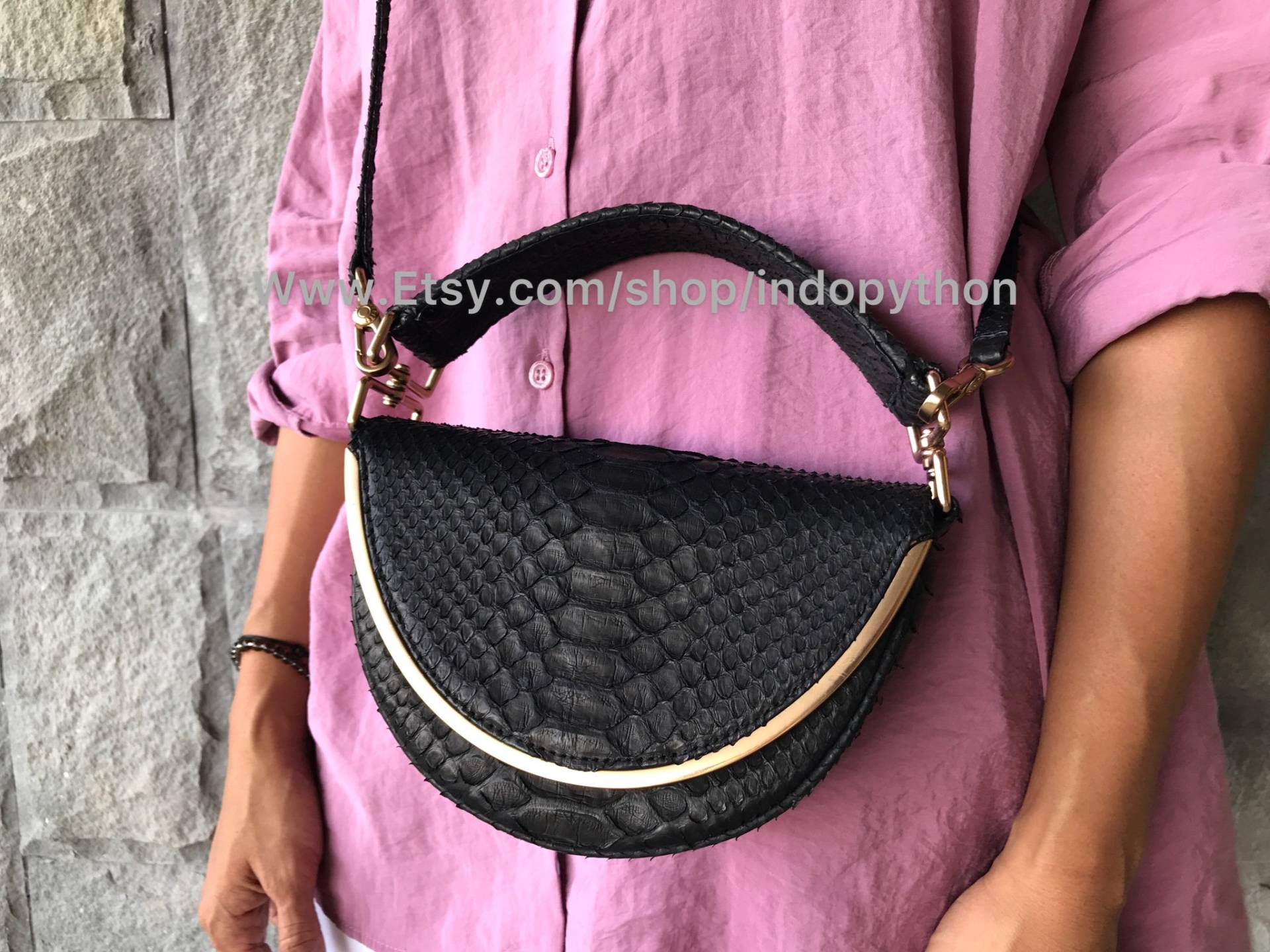 Python Tasche #schwarze #schlangentasche Handtasche #handtasche #python Python Tasche #schwarze #schlangentasche Handtasche #handtasche #python von IndoPython