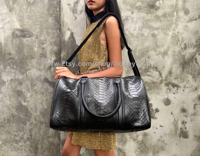 Reisetasche | Große Tasche Wochenendtasche Schlangenledertasche Duffeltasche Schwarze Python Duffel Tasche Schwarze Reisehandtasche Geschenk von IndoPython