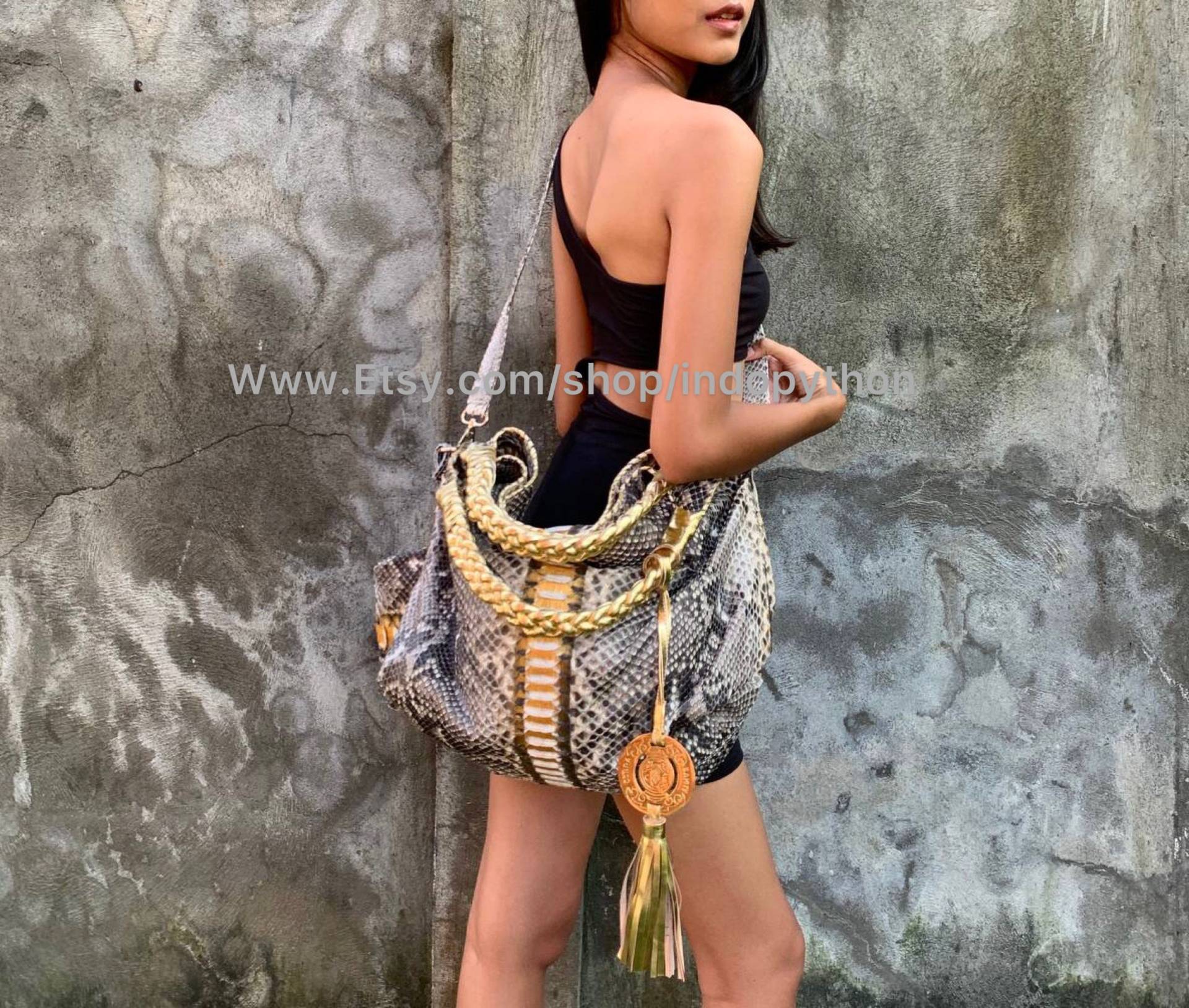 Schwarze Und Weiße Tasche Python Schlangenleder Hobo Geschenk Für Sie Graue Taschepython Bagledertasche Schwarze Und Weiße Tasche Python Schlangenleder Hobo Geschenk Für Sie Graue Taschepython Bagledertasche von IndoPython