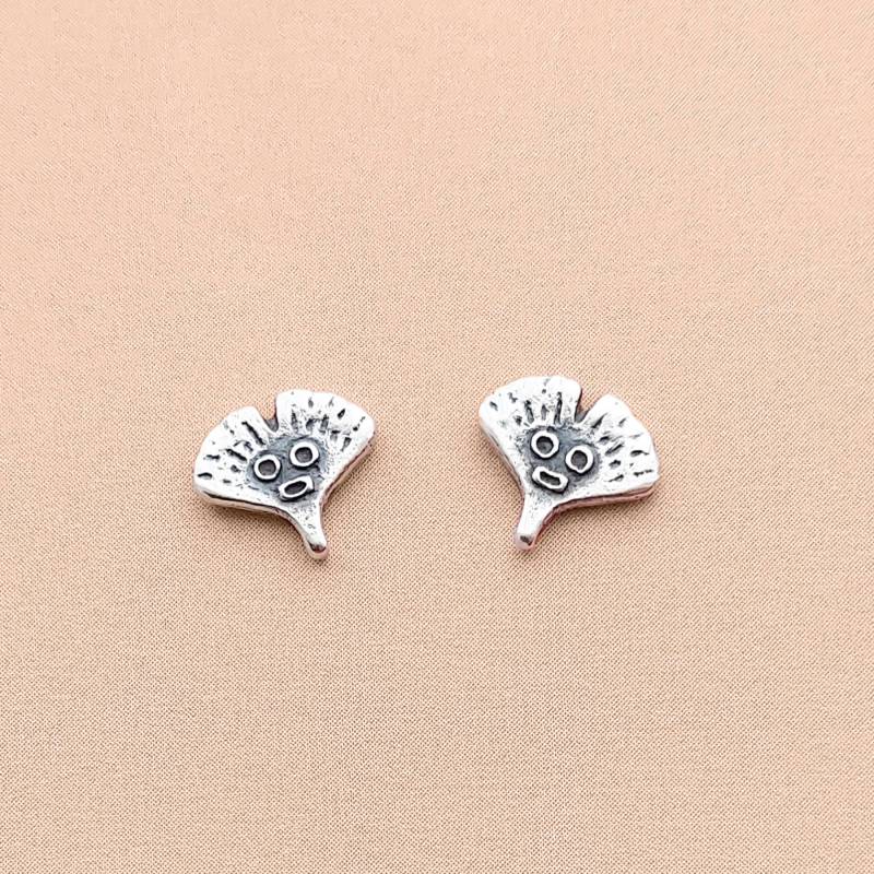 sterling Silber Ginkgo Blatt Ohrstecker - Wunderliche 925 Ohrringe von IndreTaStudio