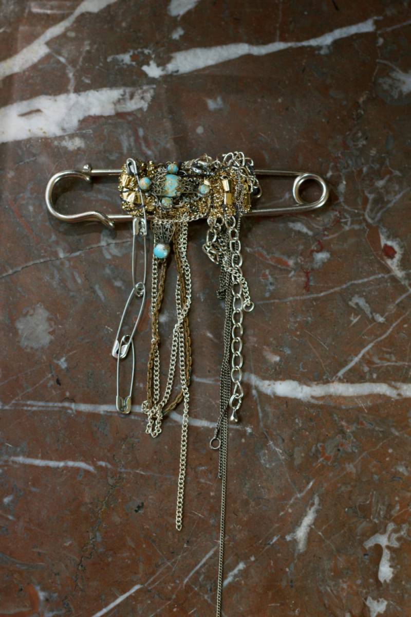 Schöne Steampunk Große Kilt Pin Brosche Mit Vintage Türkis Modeschmuck Und Kette Cascade von IndustriousImaginare
