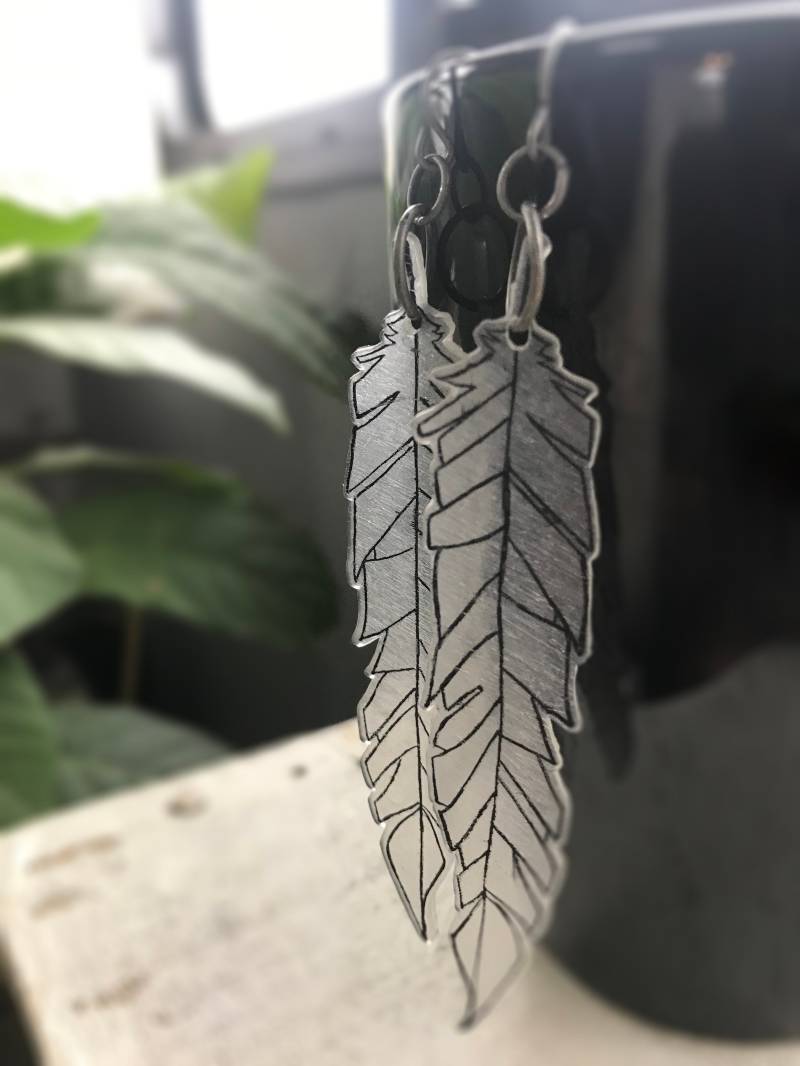 Lost Boy | Inspiriert Handgezeichnete Hänge Ohrringe | Peter Pan Kollektion Lost Boy | Inspiriert Handgezeichnete Hänge Ohrringe | Peter Pan Kollektion von IndyBloo
