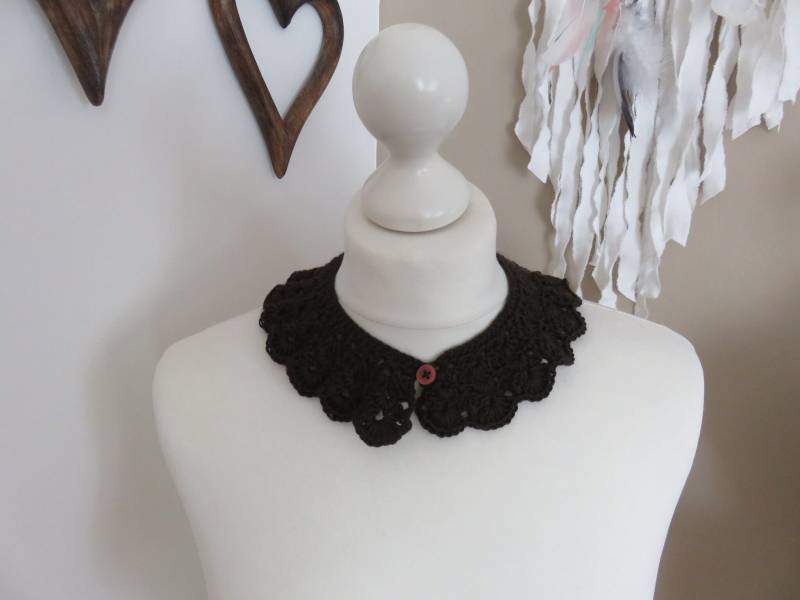 Bubikragen Gehäkelt "Dunkelbraun" von InesSaKreATiv