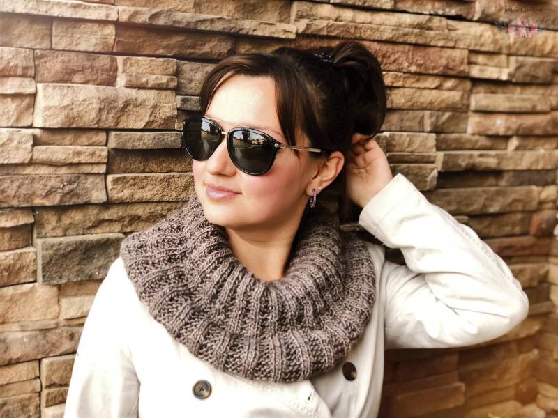 Handgestrickter Loop Schal Brauner Infinity Schal von InesasCreations