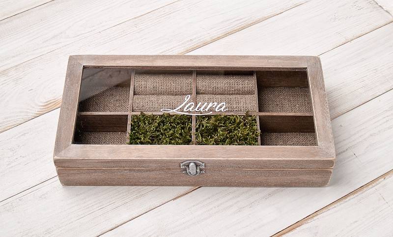 Rustikale Schmuckschatulle Für Frauen, Schmuckorganizer, Sammlungsvitrine Mit Stoff Bezogen Holz Schmuckhalter Mehrfach-Fach-Memory-Truhe von InesesWeddingGallery