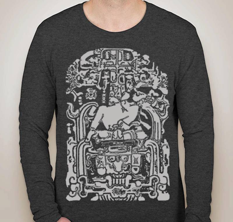 Maya Astronaut Tri-Blend Langarm T-Shirt Maya Astronaut Tri-Blend Langarm T-Shirt von InfiniteeApparel