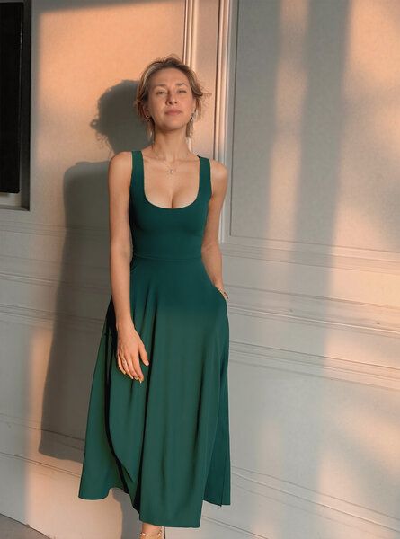 Ingoria AMELIA zeitloses Wendekleid mit Taillenschnürung in Maxi Länge von Ingoria