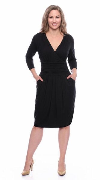 Ingoria TIFFANIE Figurfreundliches Etui-Kleid mit Tulpenrock aus TENCEL Modal von Ingoria