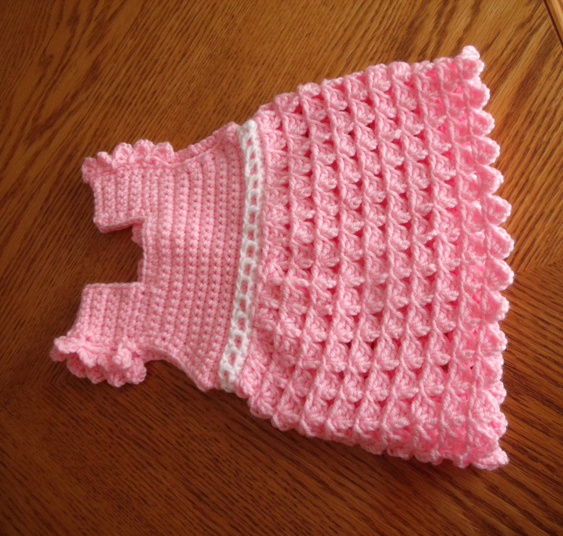 Gehäkeltes Baby Mädchen Kleid von IngridstreasuresShop