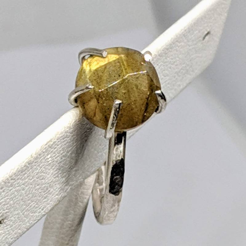 Labradorit Und Sterling Silber Ring, Größe 7, 5 Handarbeit Edelstein Ring Labradorit Und Sterling Silber Ring, Größe 7, 5 Handarbeit Edelstein Ring von InheritedTaste