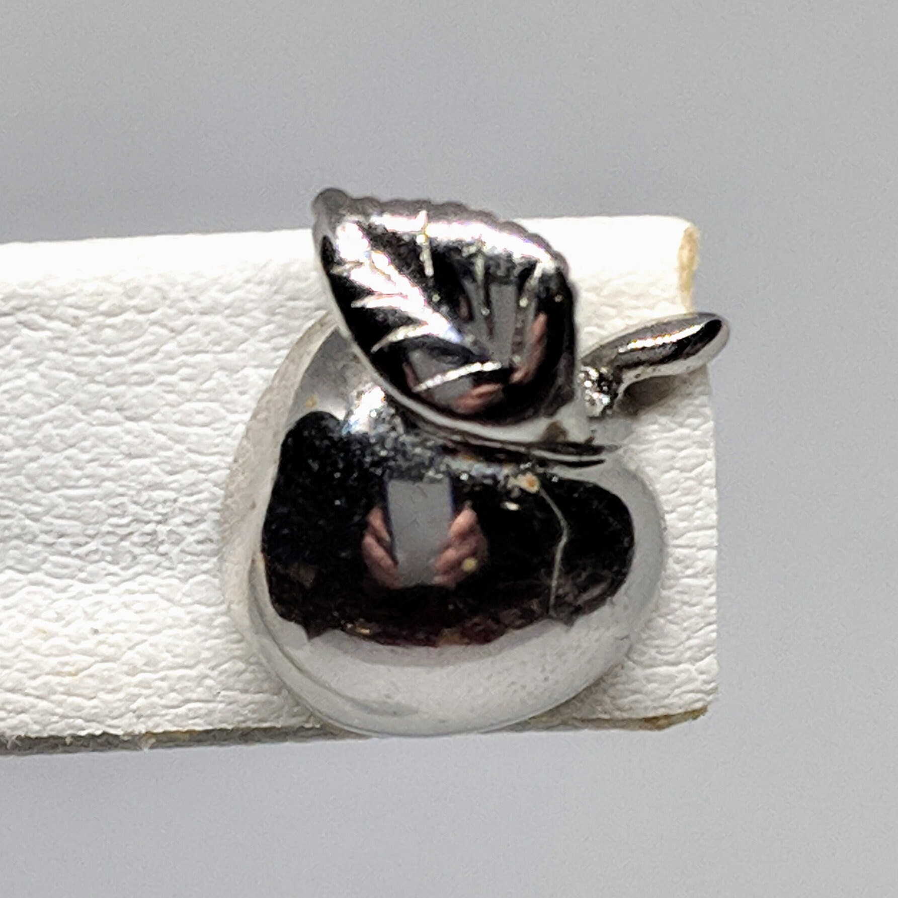 Vintage Apple Revers Pin Silber-Ton Lehrer Geschenk Unterzeichnet Monet Unisex Spiegelglanz von InheritedTaste