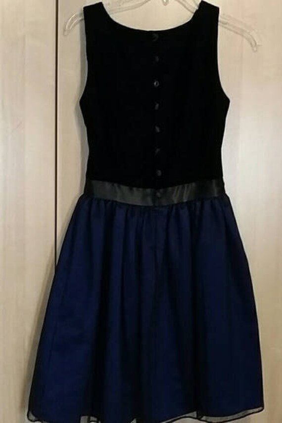 Vintage Schwarz Und Blau Samt Spitze-Party-Kleid, Größe 4, Klein von InheritedTaste