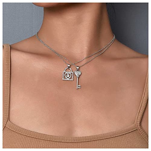 Inilbran Boho Kristall Schlüssel Schloss Choker Halskette Geschichtet Strass Vorhängeschloss Halskette Choker Silber Kristall Cz Schlüssel Halskette Funkelnde Cz Schloss Schlüssel Anhänger Halskette von Inilbran