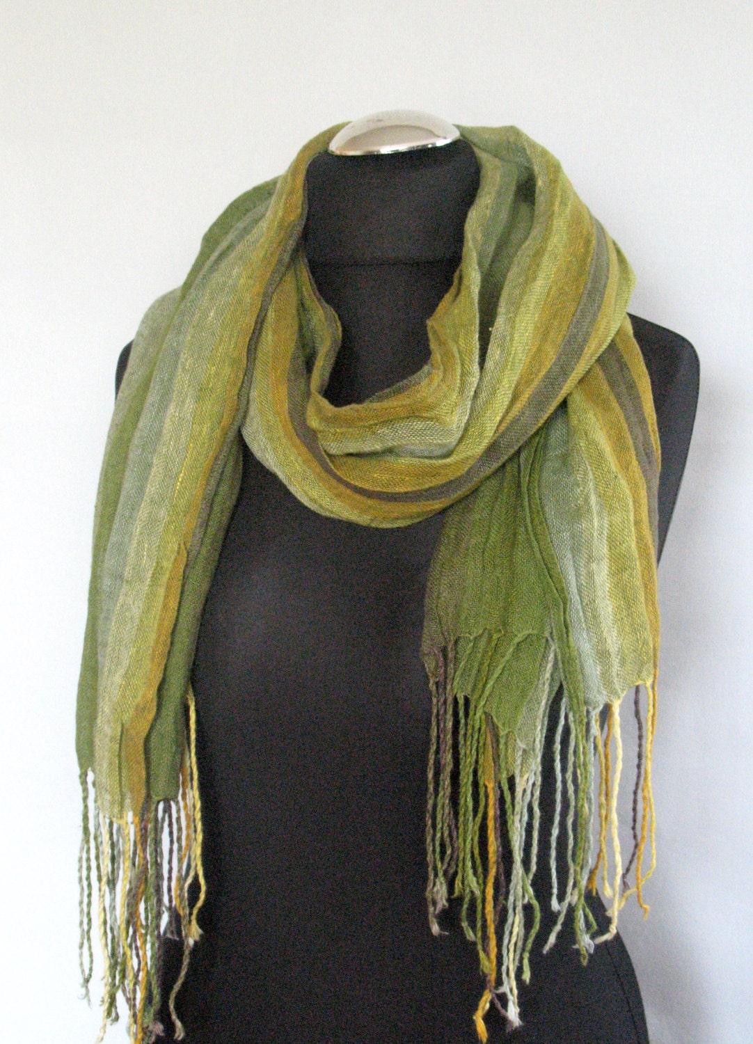 Leinenschal Washed Striped Moosgrün Salat Gelb Grau von Initasworks