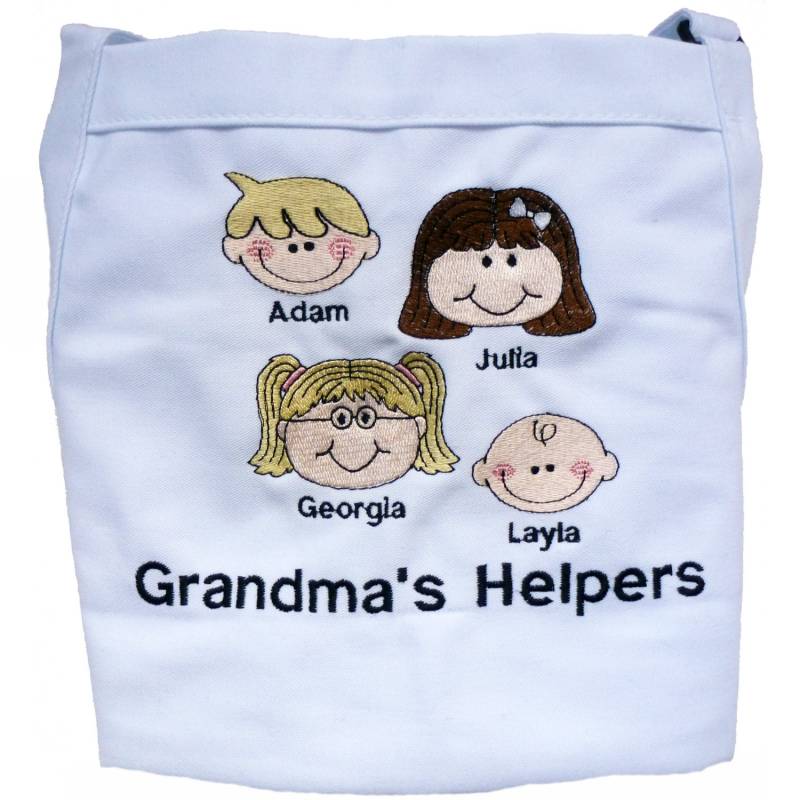 Oma Schürze Muttertag Oder Valentinstag Geschenk An Von Den Kindern Bestickt Und Personalisiert von InitialImpressions