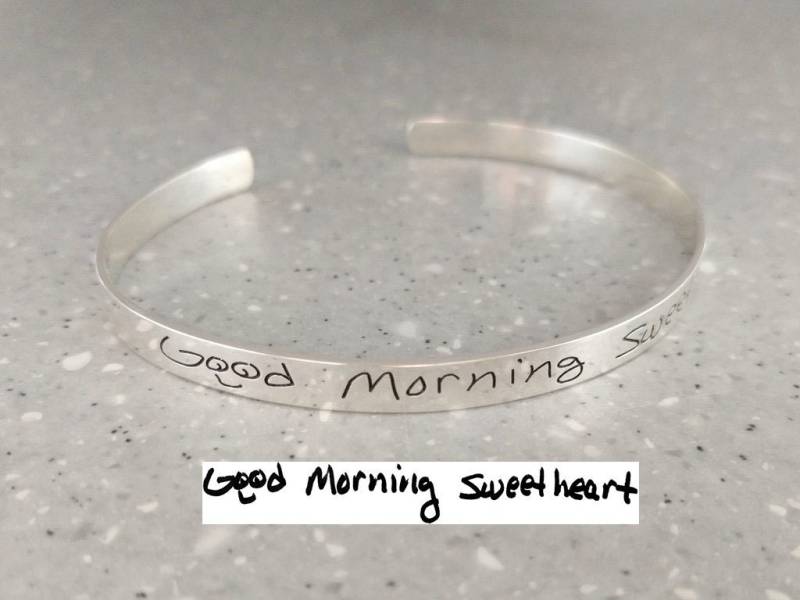 Handschrift Manschette Armband, Handgeschriebener Armreif Armband, Silber Signature Offener Armreif, Memorial von InitialNecklaces