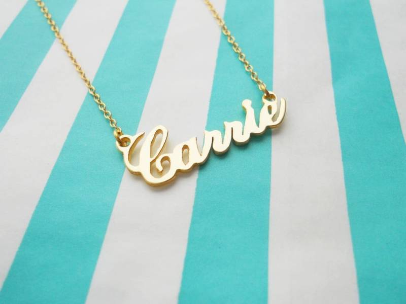 Zierliche Namen Halskette, Personalisierte Name Gold Benutzerdefinierte Promi Hochzeit Brautjungfern Jeder Anhänger Zierliche Namen Halskette, Personalisierte Name Gold Benutzerdefinierte Promi Hochzeit Brautjungfern Jeder Anhänger von InitialNecklaces