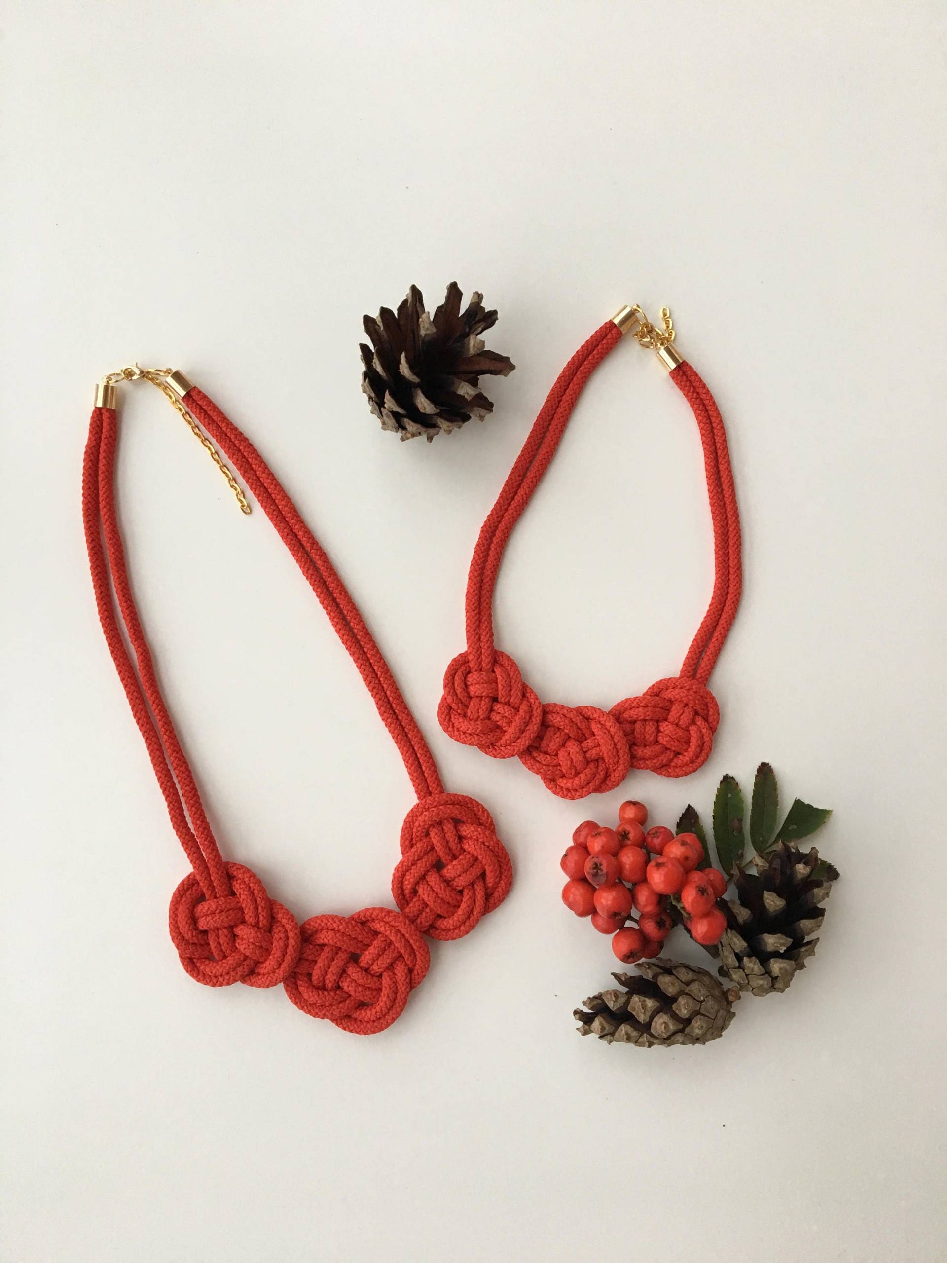 Passende Halsketten - Mutter Tochter Halskette Set Schmuck Knoten Rote Seil -Geschenk Für Mutter-Weihnachtsgeschenk Passende Halsketten - Mutter Tochter Halskette Set Schmuck Knoten Rote Seil -Geschenk Für Mutter-Weihnachtsgeschenk von Injogre