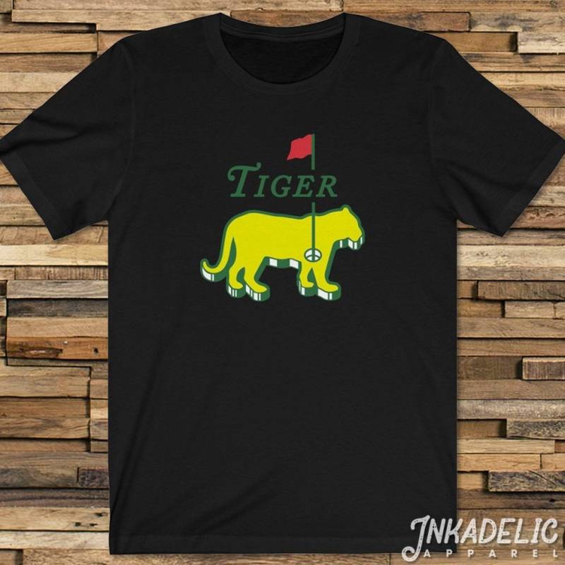 Tiger Woods Fan T-Shirt Für Masters Win 2019 Golf Big Cat Golfer Die Ziege Golfen Augusta Ga Georgia Bella + Leinwand Unisex Tshirt Tiger Woods Fan T-Shirt Für Masters Win 2019 Golf Big Cat Golfer Die Ziege Golfen Augusta Ga Georgia Bella + Leinwand Unisex Tshirt von InkadelicApparel