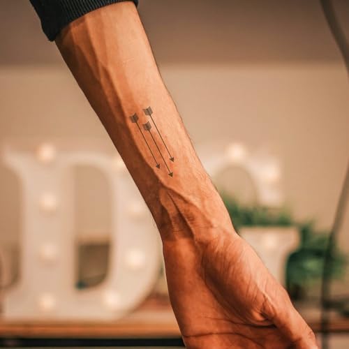 Inkster Tattoo - drei Pfeile | vegane & wasserfeste Temporäre Tattoos für Erwachsene - EU-Kosmetikzertifizierte Farbe - revolutionäres 2 Wochen Tattoo | Premium Klebetattoos & Fake Tattoo von Inkster