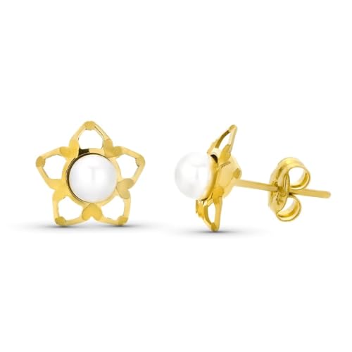 Ohrringe aus 9-karätigem Gold in Form einer 9 mm großen Blume, durchbrochen gearbeitet mit einer 4 mm großen künstlichen Perle in der Mitte. von Inmaculada Romero IR