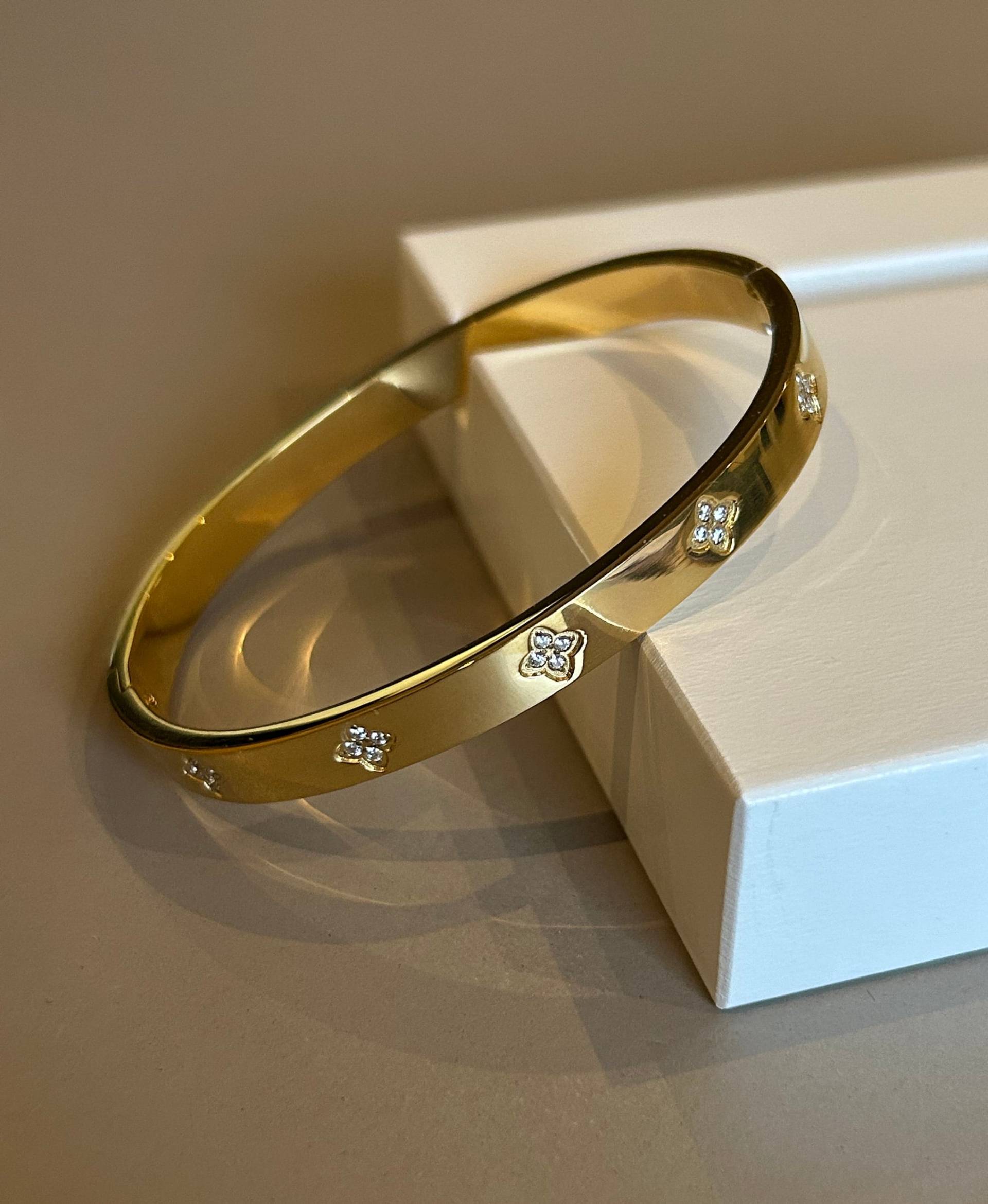 Kleeblatt Armband, Armreif 18K Vergoldet Mit Hochwertigen Zirkonia von InnavaJewelry