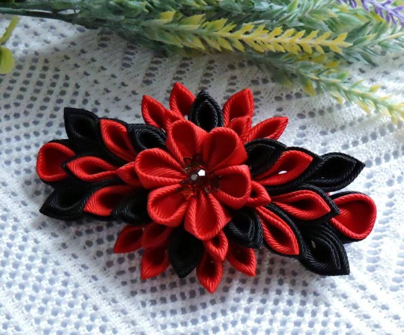 Kanzashi Blumen Haarspange Rot & Schwarze Ripsband-Haarspange Kanzashi Blumen Haarspange Rot & Schwarze Ripsband-Haarspange von InnerBeautyShop