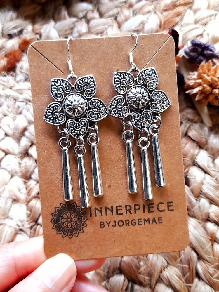Ohrringe Silber Blume | Boho Hypoallergene Hippie Vintage Style Mandala Ohrringe Silber Blume | Boho Hypoallergene Hippie Vintage Style Mandala von InnerPieceByJorgeMae