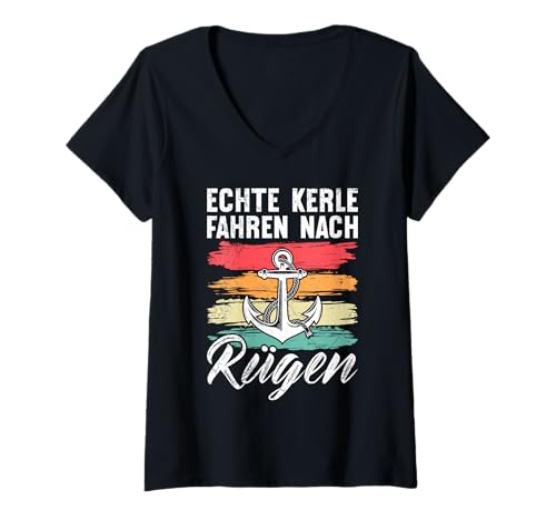 Damen Ostsee ECHTE Kerle Fahren NACH RÜGEN Retro Lustig Rügener T-Shirt mit V-Ausschnitt Damen Ostsee ECHTE Kerle Fahren NACH RÜGEN Retro Lustig Rügener T-Shirt mit V-Ausschnitt von Insel Rügen Geschenk Ostsee Shirt Rügen Urlaub