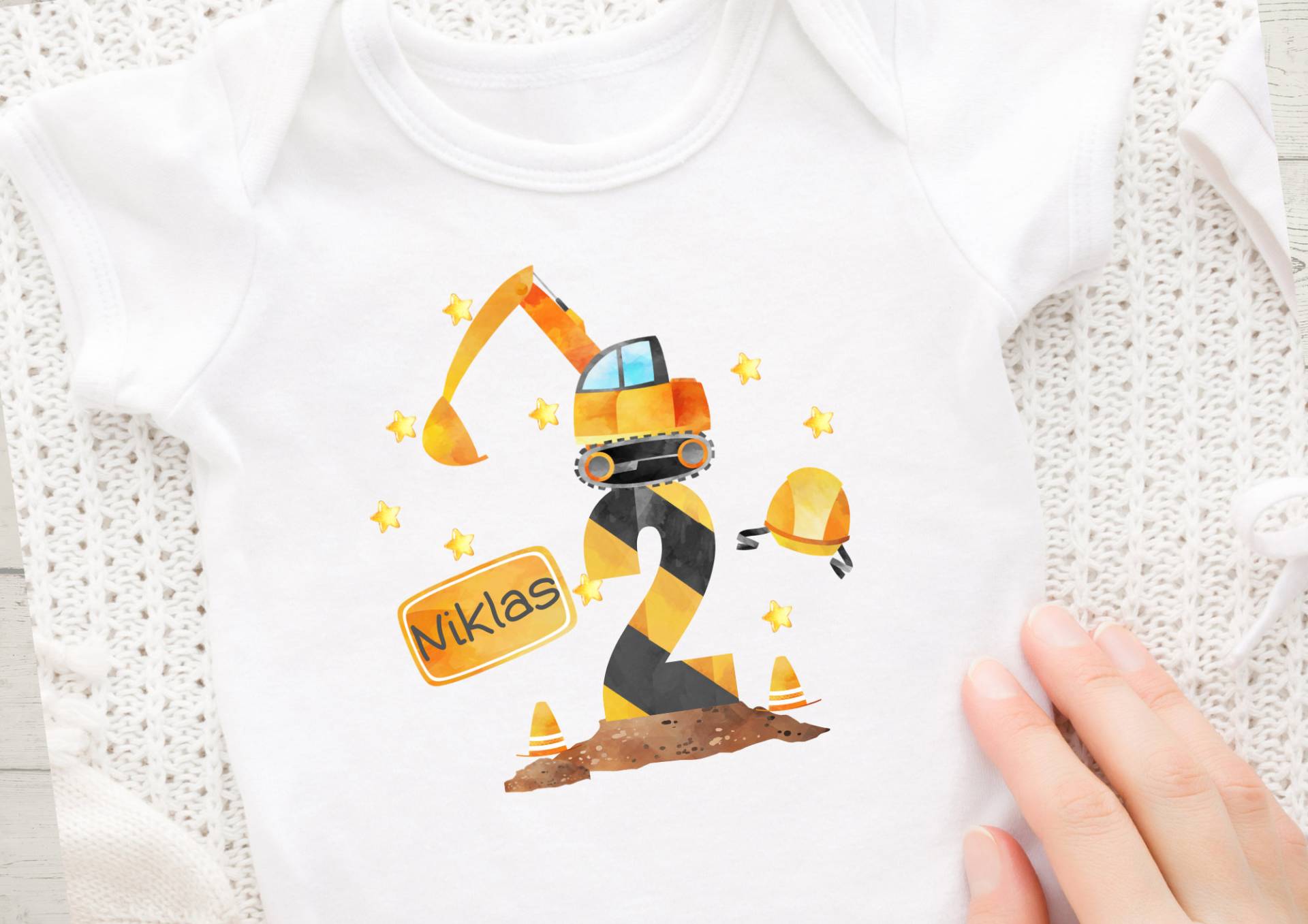 Bügelbild Mit Wunschname Und Alter Personalisiert Bagger Radlader Bauarbeiter Baustelle von InselKids