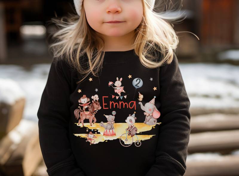 T-Shirt Zirkus Geburtstag Kind - Personalisiert Mit Name Zirkustiere Pferd Elefant Affe Seerobbe Jungen & Mädchen von InselKids
