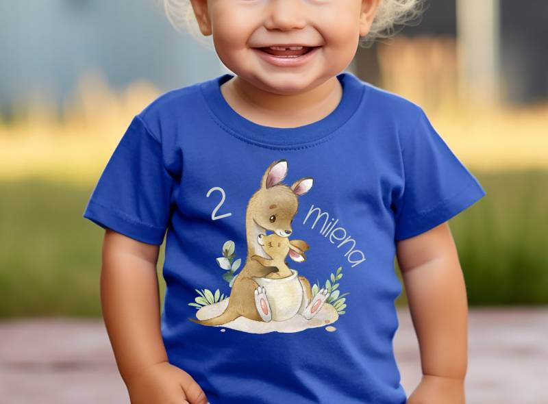 T-Shirt Geburtstagsshirt Personalisiert Geburtstagskind Junge Mädchen Mama Und Baby Känguru von InselKids